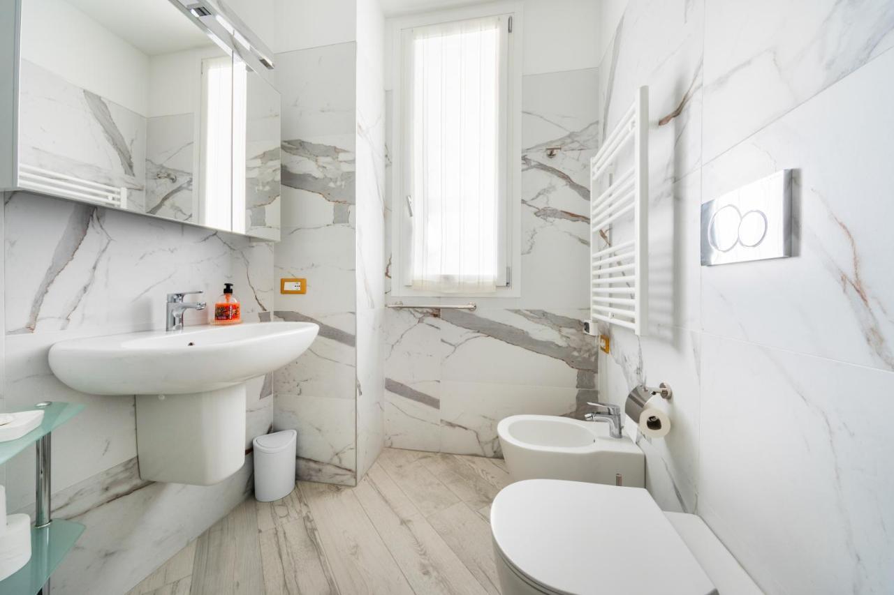Ur-Nest Donato Creti Apartment โบโลญญา ภายนอก รูปภาพ